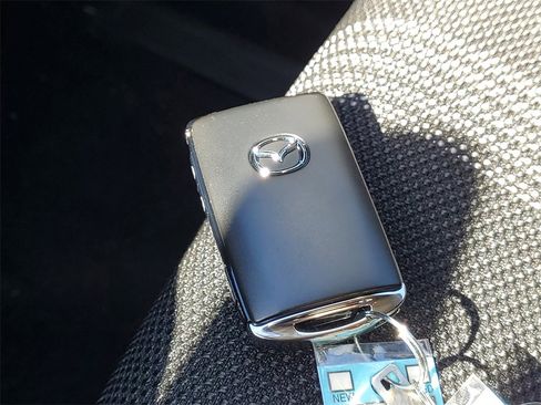 New 2025 MAZDA CX-50 AWD 2.5 S w/ Select Package image 30