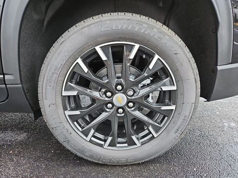 New 2026 Chevrolet Traverse LT w/ Sun and Wheel Package FWD image 25
