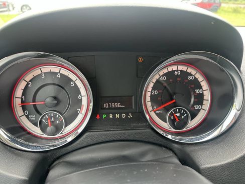 Used 2015 Dodge Grand Caravan American Value Package w/ UConnect Hands-Free Group image 11