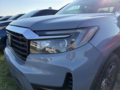 Used 2023 Honda Ridgeline RTL image 4