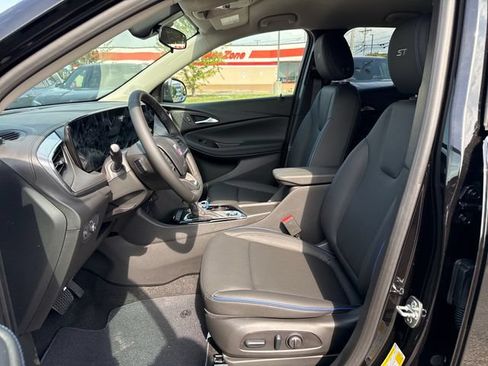 New 2026 Buick Encore GX Sport Touring w/ Comfort Package AWD/4WD image 13