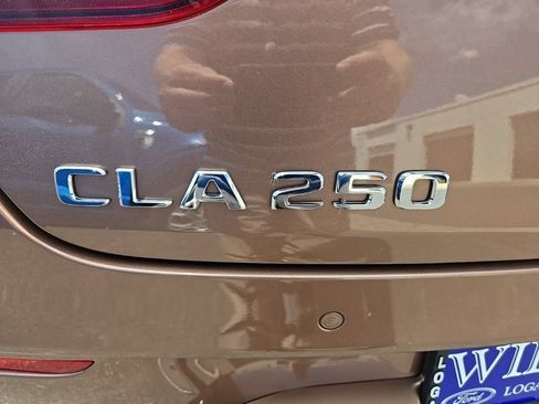 Used 2023 Mercedes-Benz CLA 250 4MATIC image 37