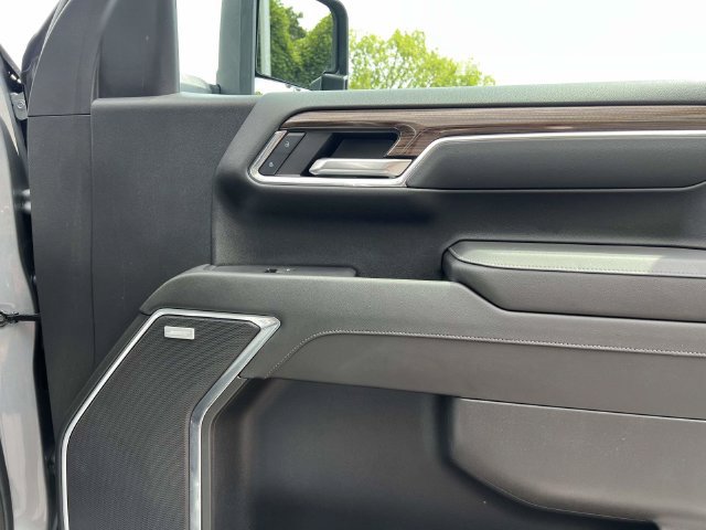Used 2024 Chevrolet Silverado 1500 LT Trail Boss w/ Convenience Package II AWD/4WD image 37