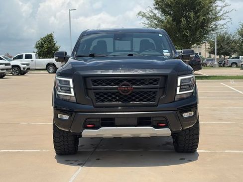 Used 2024 Nissan Titan PRO-4X w/ Pro-4x Convenience Package AWD/4WD image 2