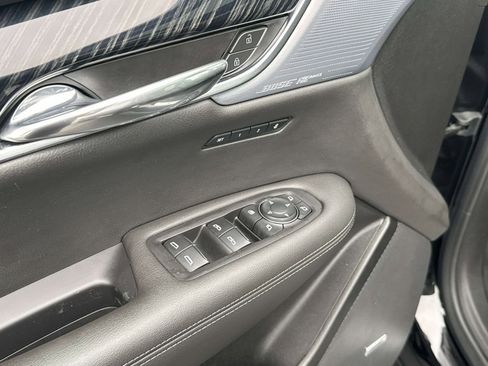Used 2024 Cadillac XT6 Premium Luxury w/ LPO, Floor Liner Package AWD/4WD image 19