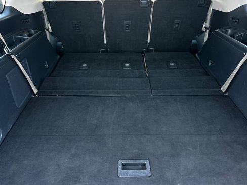 Used 2023 Ford Expedition Max Limited image 15