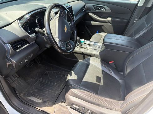 Used 2019 Chevrolet Traverse Premier w/ Redline Edition AWD/4WD image 11