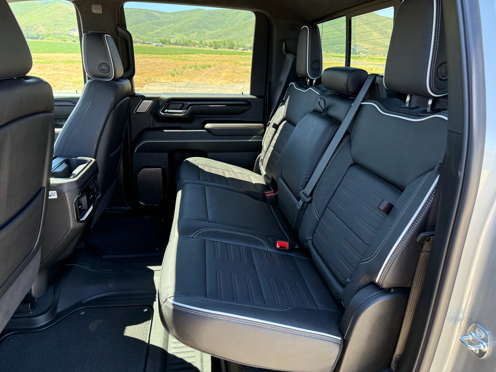 Used 2025 GMC Sierra 2500 AT4X AWD/4WD image 28