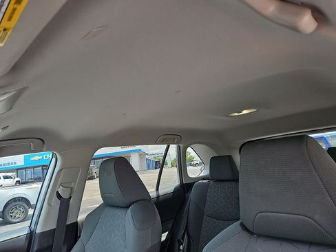 Used 2024 Toyota RAV4 XLE FWD image 22