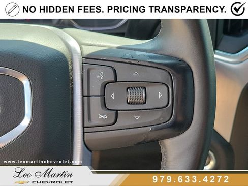 Used 2020 GMC Sierra 1500 SLT RWD image 23