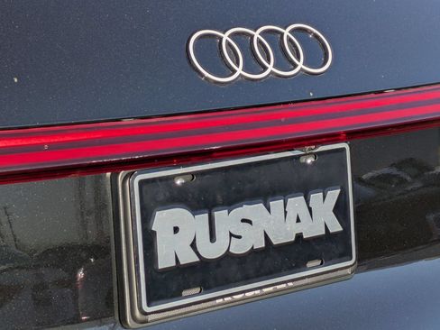 Used 2025 Audi Q5 Premium w/ Convenience Package AWD/4WD image 19