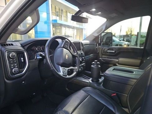 Used 2020 Chevrolet Silverado 3500 LTZ w/ LTZ Convenience Package image 9