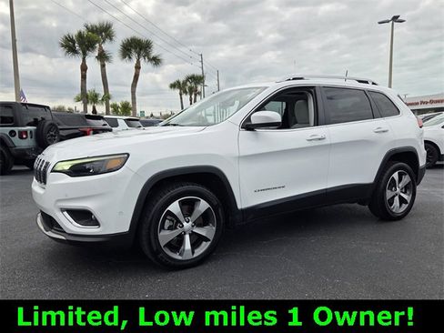 Used 2021 Jeep Cherokee Limited image 3