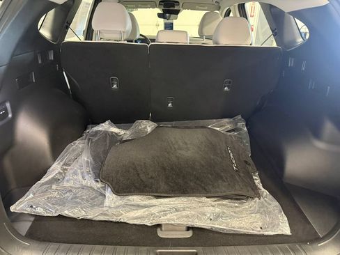 Certified 2025 Hyundai Tucson SE AWD/4WD image 26