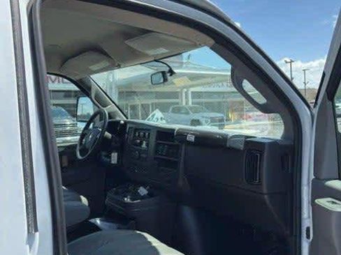 New 2025 Chevrolet Express 3500 w/ Power Convenience Package image 10