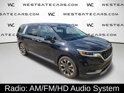 Used 2022 Kia Carnival EX FWD image 4