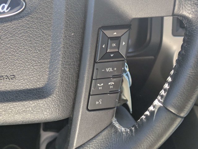 Used 2015 Ford Expedition XLT w/ Equipment Group 202A AWD/4WD image 29