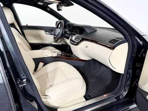 Used 2013 Mercedes-Benz S 550 image 48