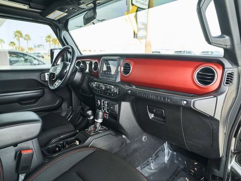 Used 2021 Jeep Wrangler Unlimited Rubicon image 24