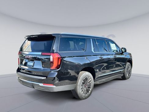 New 2026 GMC Yukon XL Elevation w/ Elevation Premium Package image 7