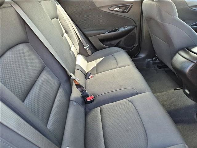 Used 2025 Chevrolet Malibu RS FWD image 19