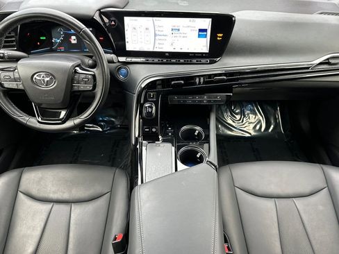 Used 2022 Toyota Mirai XLE image 14