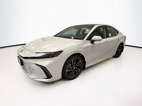 New 2026 Toyota Camry XSE FWD image 3