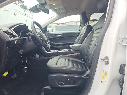 Used 2021 Ford Edge SEL AWD/4WD image 3