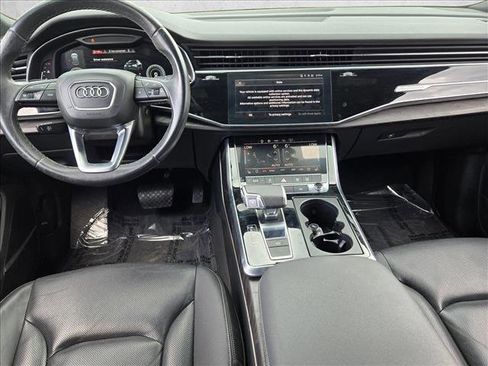 Used 2021 Audi Q8 Premium Plus w/ Premium Plus Package image 16