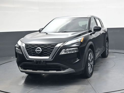 Used 2023 Nissan Rogue SV image 9