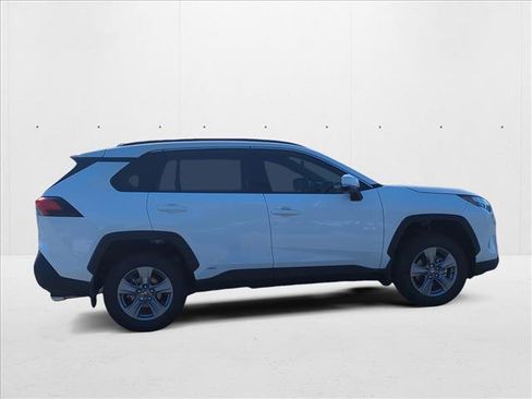 New 2025 Toyota RAV4 XLE image 4