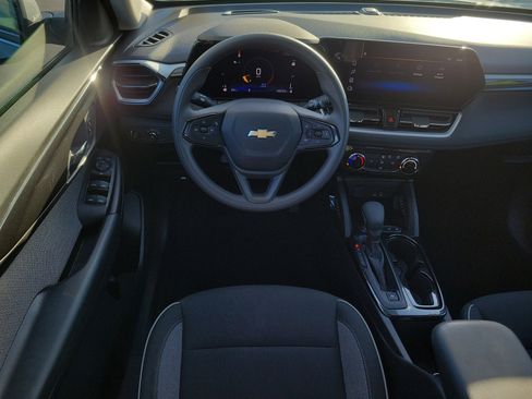 Used 2024 Chevrolet TrailBlazer LT w/ Driver Confidence Package image 21