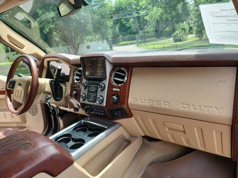 Used 2014 Ford F250 King Ranch w/ FX4 Off-Road Package AWD/4WD image 35