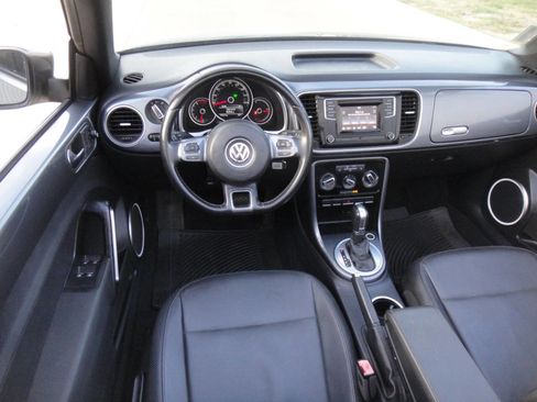 Used 2017 Volkswagen Beetle 1.8T image 6