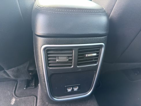 Used 2022 Chrysler 300 Touring w/ Sport Appearance Package RWD image 11