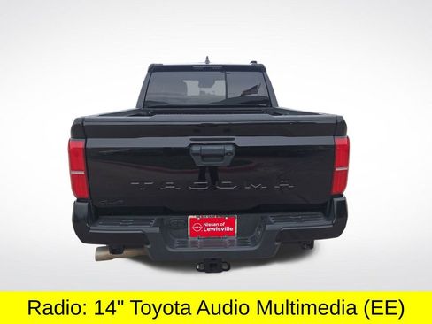 Used 2024 Toyota Tacoma TRD Off-Road AWD/4WD image 5