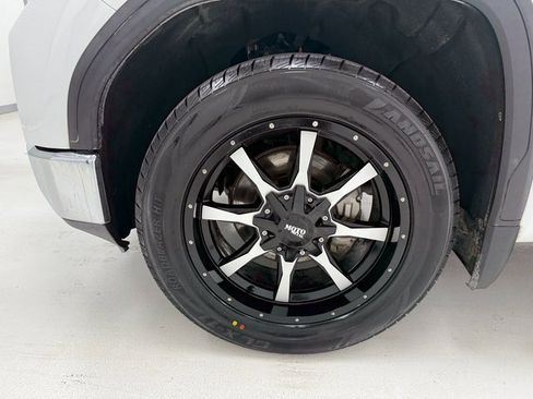 Used 2021 GMC Sierra 1500 SLE w/ Driver Alert Package I image 7