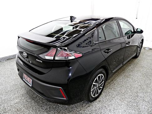 Used 2020 Hyundai Ioniq SE image 6