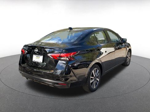 Used 2025 Nissan Versa SV image 7