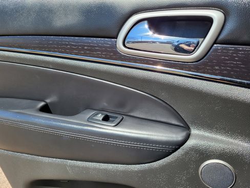 Used 2018 Jeep Grand Cherokee High Altitude image 10