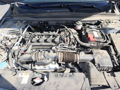 Used 2022 Honda Accord Sport image 12