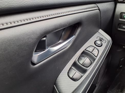 Used 2025 Nissan Sentra SV w/ All-Weather Package FWD image 18