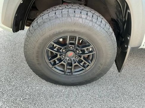 Used 2021 Toyota Tacoma TRD Pro AWD/4WD image 11