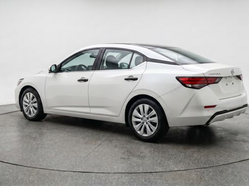 Used 2024 Nissan Sentra S FWD image 6