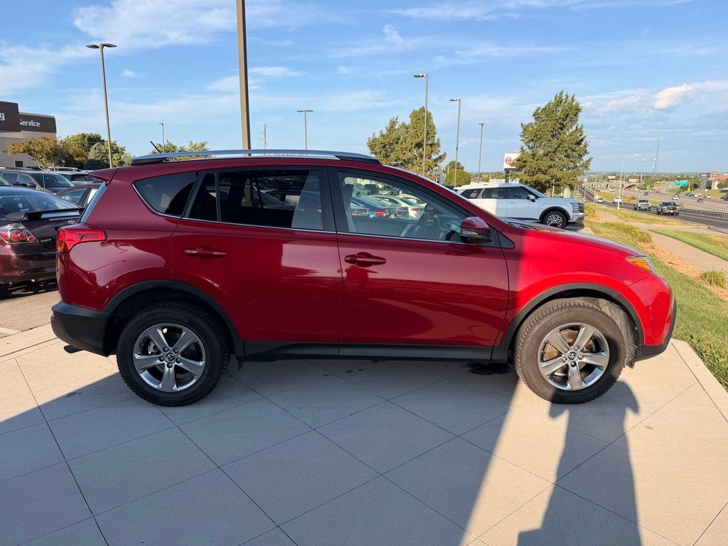 Used 2015 Toyota RAV4 XLE FWD image 10