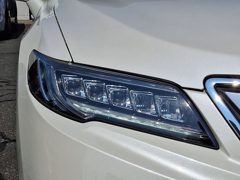 Used 2018 Acura RDX AWD image 9
