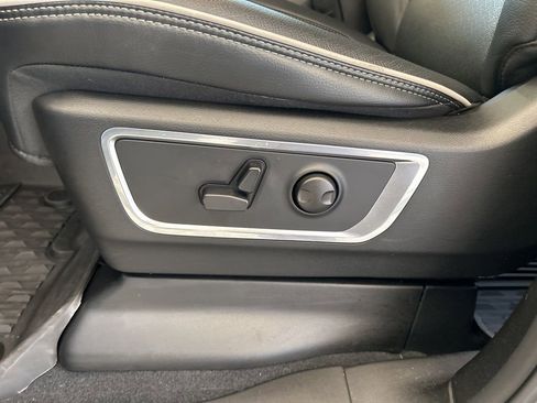 Used 2026 RAM 1500 Laramie w/ Night Edition image 46