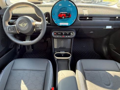 Used 2025 MINI Cooper S FWD image 6