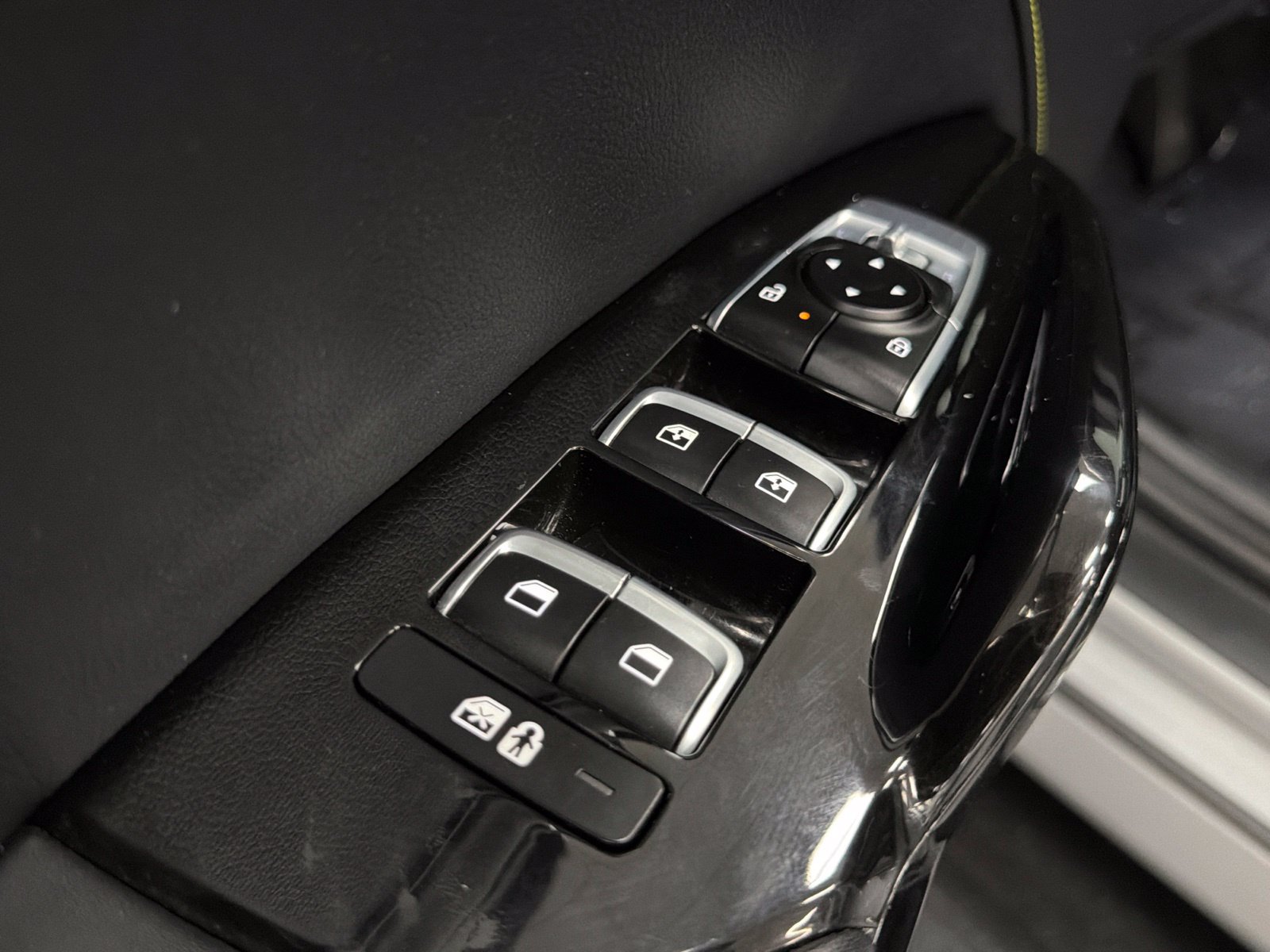 Used 2025 Kia K5 GT FWD image 20
