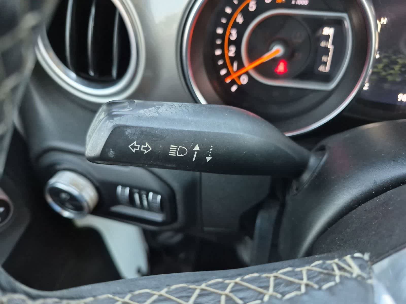 Used 2020 Jeep Gladiator Overland AWD/4WD image 17